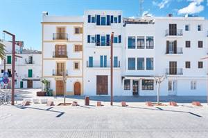 Luxury villas in Ibiza - A good investment?